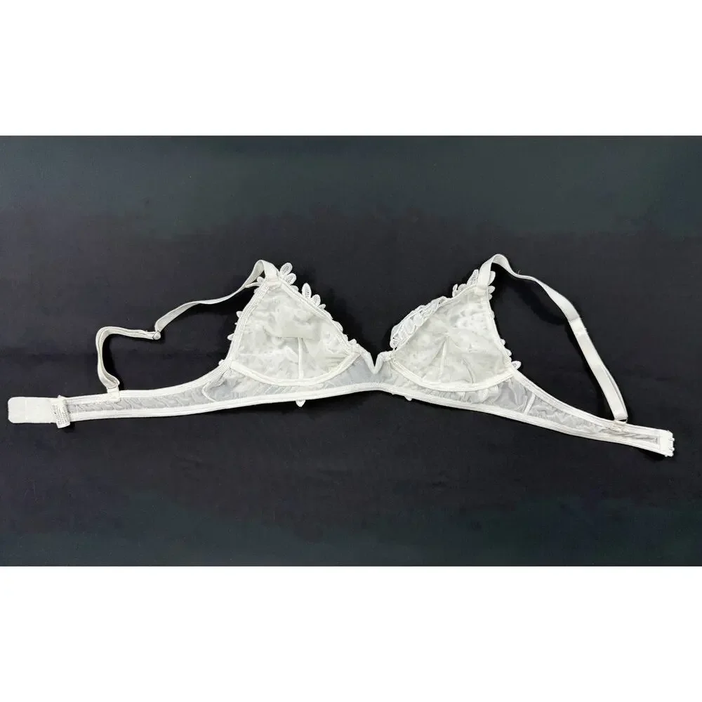 White Triangle Lace Bralette Sz S